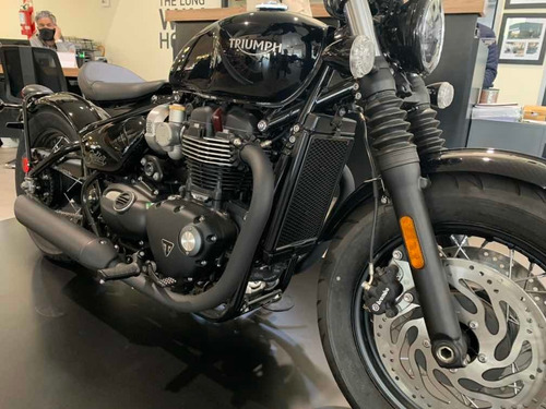 Triumph Bobber Black