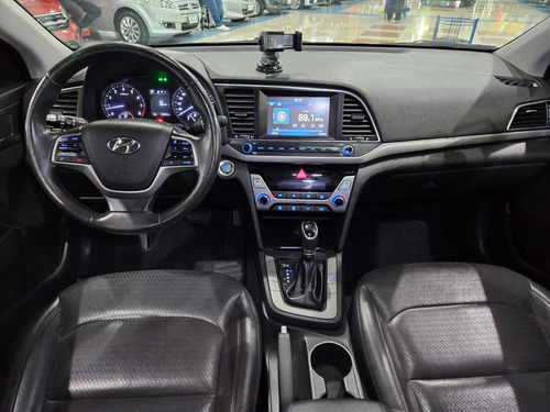 Hyundai Elantra 2.0 16v