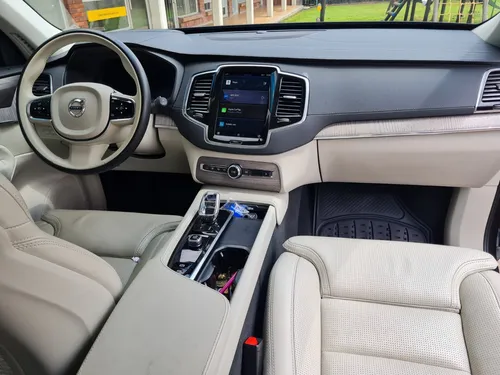 Volvo Xc90 T8 Ultimate Hibrido Enchufable 2.0cc At Aa 4x4