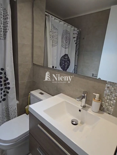 Departamento En Venta De 2 D, 2 B. En Viña Del Mar