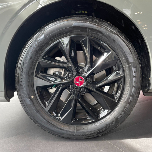 Imagen 19 de 19 de Ds4 Performance Line 215 a t8