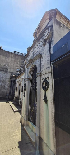 Imagen 3 de 5 de Boveda Cementerio Recoleta Lista Para Escriturar Leer Descripcion