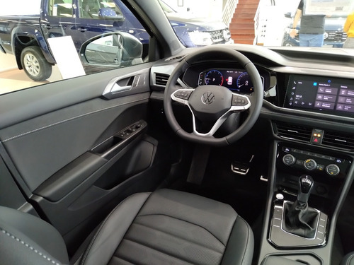 Imagen 11 de 15 de Volkswagen Taos Highline Sg