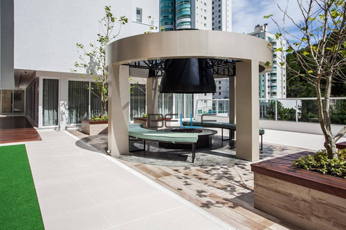 Apartamento Com 4 Dormitórios À Venda, 205 M² Por R$ 2.700.000,00 - Pioneiros - Balneário Camboriú/sc - Ap0017