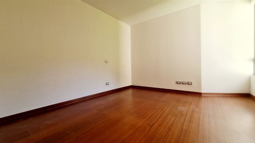 Departamento 4 Dormitorios En Arriendo En Vitacura