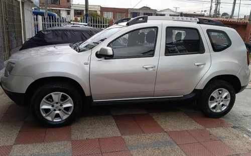 Renault Duster DYNAMIQUE 4X2 1600CC MT AA