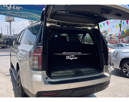 Chevrolet Suburban 5.3 Rst 4X4 At