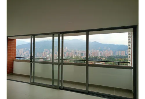 Estrene Este Hermoso Apartamento En Unidad Completa Super Ubicacion