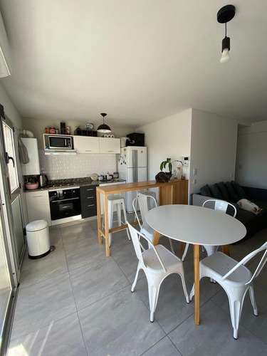 Imagen 5 de 11 de Departamento - Castelar Norte