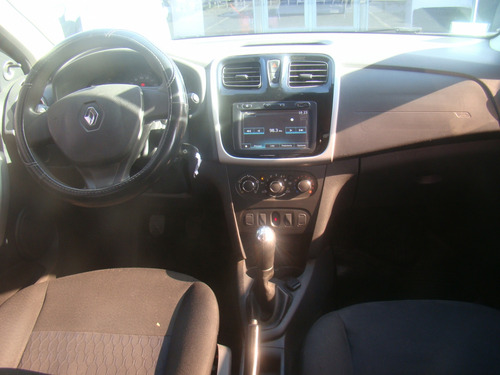 Renault Sandero 1.6 8V EXPRESSION L15