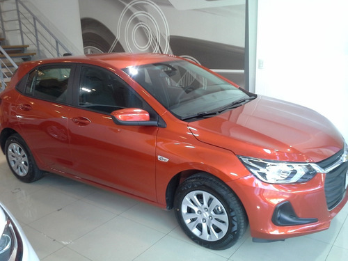 Imagen 5 de 14 de Nuevo Onix 1.2 5 Ptas. Excelente 0 Km 2020 Jm