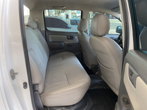 Imagem 10 de 11 de Hilux Cd D4-d 4x4 3.0 Tdi Dies. Mec.