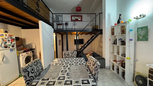 Alquiler Ph 2 Ambientes En Caballito Con Entrepiso