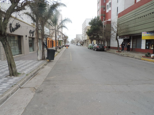 Imagen 10 de 10 de Local Comercial En San Clemente (cos 28)