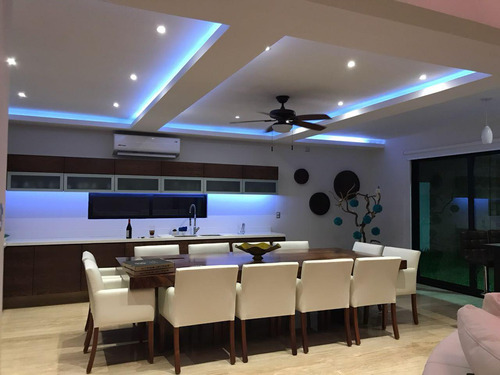 Punta Tiburon, Laguna 4 Casa En Venta 3 Recamaras, Alberca Y Cuarto De Servicio