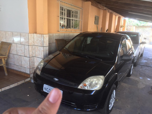 Imagem 2 de 6 de Ford Fiesta 2006 1.0 Street 5p