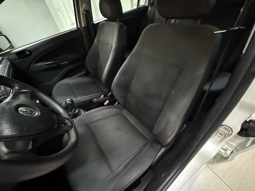 Volkswagen Voyage 1.6l Mb5