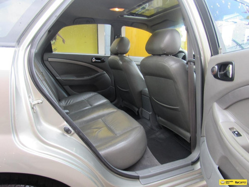 Imagen 10 de 25 de Chevrolet Optra 1.8 Advance At