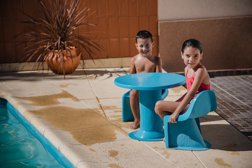 Mesa Para Niños Con 2 Sillones