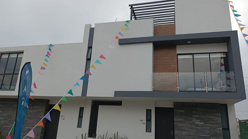 Estrena Casa En Cañadas Del Arroyo, Jardín, 3 Recamaras, Roo