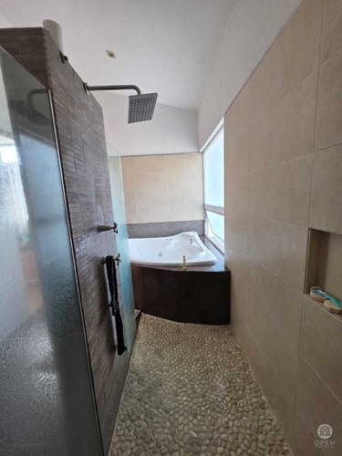 Renta Casa En Condado De Sayavedra