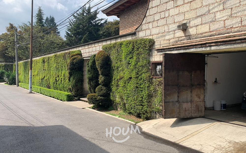 Casa En Loma Del Padre, Cuajimalpa De Morelos Con 5 Recámaras, 400 M², Id: 146869