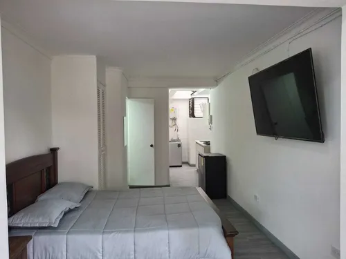 Apartaestudio En Venta, Simón Bolívar. Laureles Solo Contado.