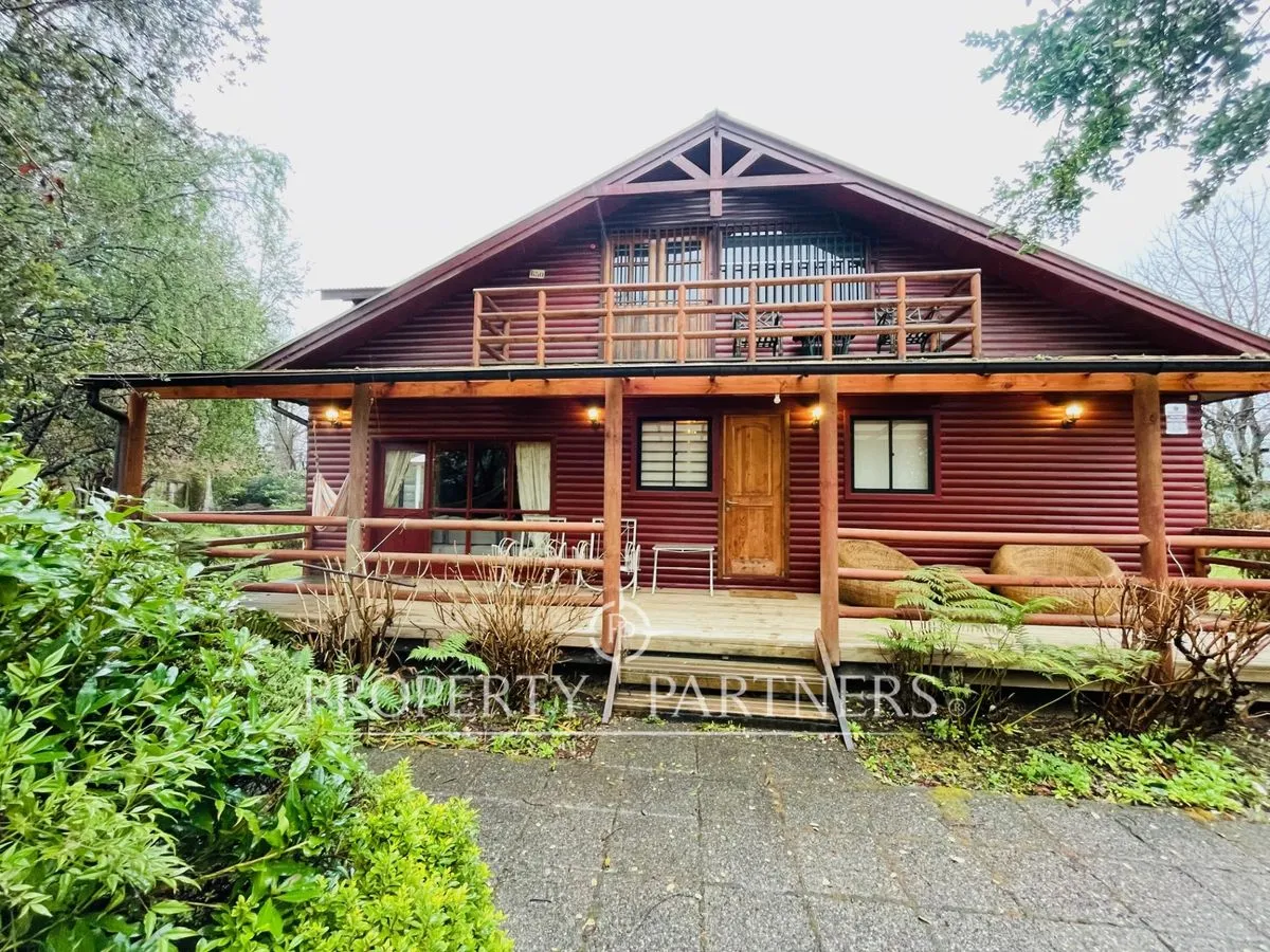 Imagen 1 de 30 de Vive A Pasos Del Lago: Casa En Venta En Licán Ray