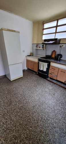 Ph En Venta - 3 Dormitorios 1 Baño - 170mts2 - Villa Pueyrredón