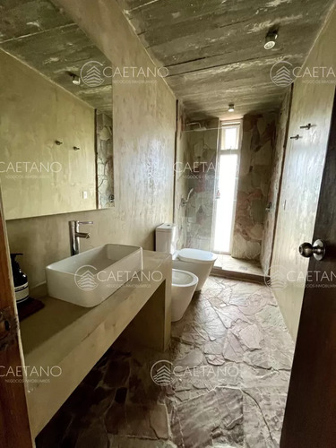 Venta Casa En Lujoso Barrio Privado La Barra