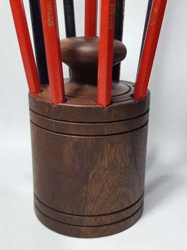Imagen 6 de 9 de Antiguo Portalápices Con Forma De Pesa En Madera Mag 56159