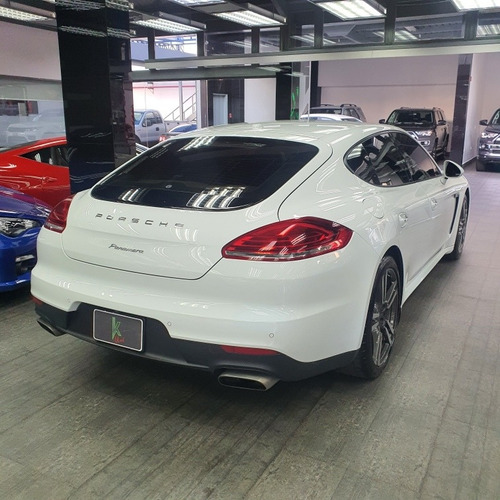 Imagen 4 de 8 de Porsche Panamera Full Equipo