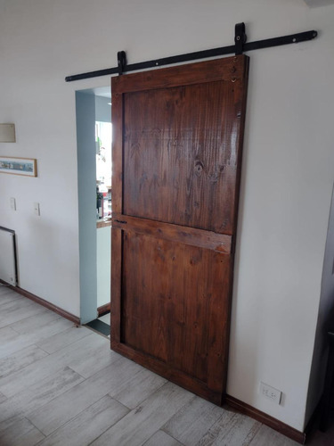 Casa En Venta - 4 Dormitorios 4 Baños - Cocheras - 993mts2 - Escobar