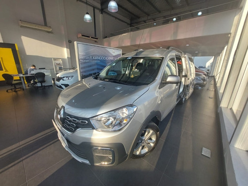 Imagen 8 de 18 de Renault Kangoo Stepway 1.6