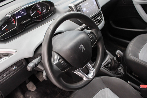 Peugeot 208 Allure 1.5 Touchscreen 2015 La Plata 936