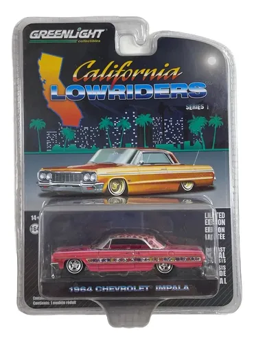 Chevrolet Impala Rosa 1964 Modello Auto Pressofuso Scala 1:64 - Edizione Limitata Per Collezionisti