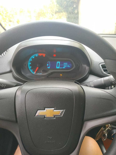Imagem 5 de 11 de Chevrolet Onix 2013 1.0 Lt 5p