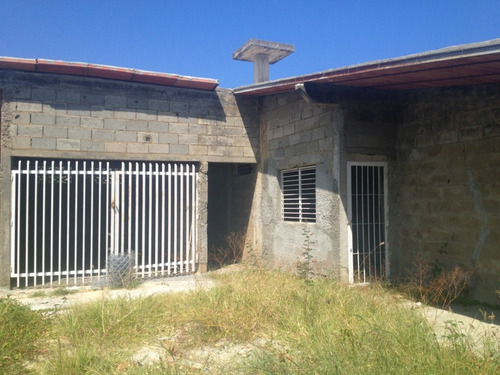 Imagen 5 de 14 de Casa Vacacional Obra Gris 03 Habitaciones Y Tres (03) Baños