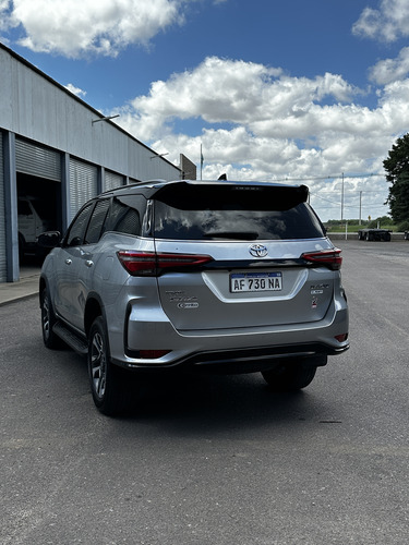 Vendo Toyota Sw4 Diamond 2023