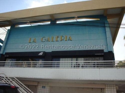 Local Comercial En Venta Con Mezzanina En Camoruco Valencia