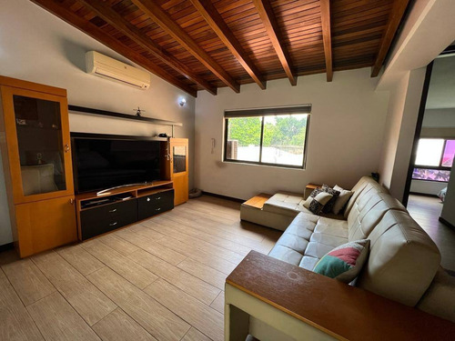 Imagen 20 de 29 de Townhouse En El Trigal, Fernando Rosell 0414-4115184 Remax