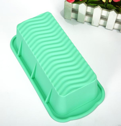 Forma Retangular De Silicone Ideal Para Fazer Bolo - Rosa