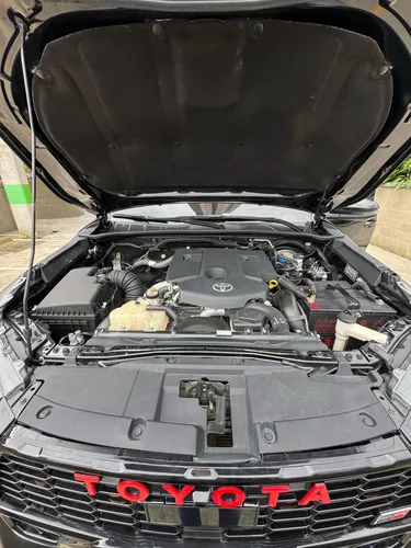 Toyota Hilux 2.4l