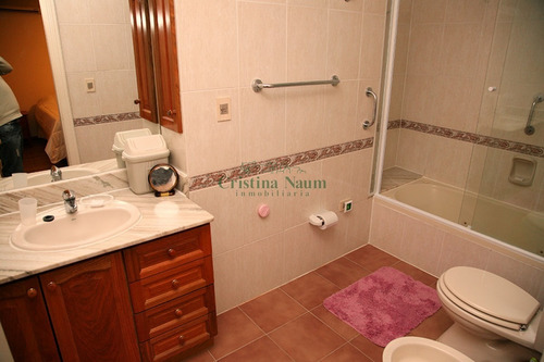 Excelente Casa En Venta En Playa Mansa, Punta Del Este- Ref: 37613