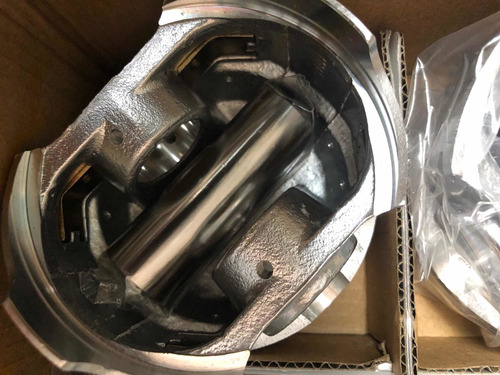 Pistones Mitsubishi L300 2.0 Inyectado 020 (pasador 22mm)