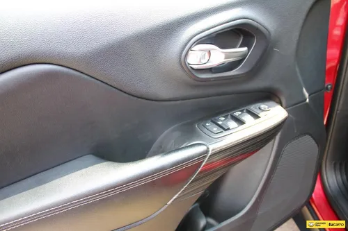Jeep Cherokee 3.2 Longitude 4x4