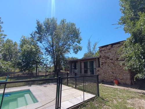 Casa En Venta. 2 Dorm. Villa Ciudad Parque