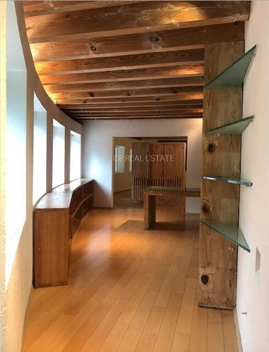Bosques De Las Lomas De Arq. De Renombre. Casa Con Terrazas