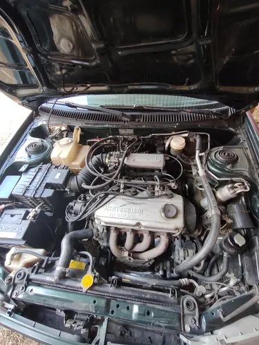Mitsubishi Lancer 1.6 Glx 5 p