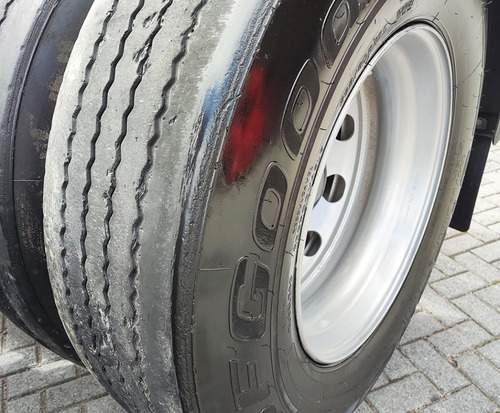 Imagem 15 de 15 de Iveco Hi Way 440 6x2 2020 Hiway
